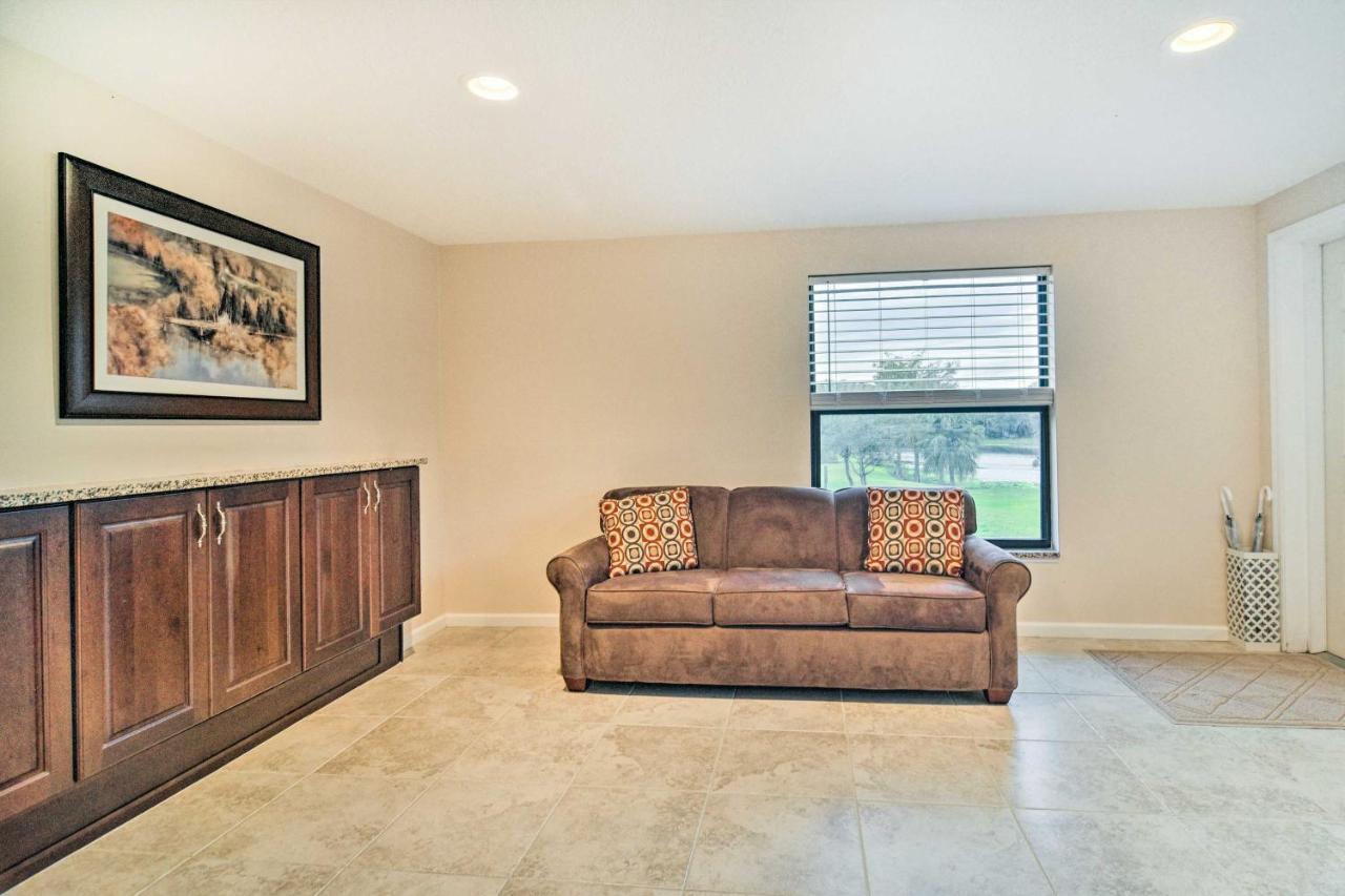 Sleek Largo Studio With Pond Less Than 7 Mi To Beach! 외부 사진