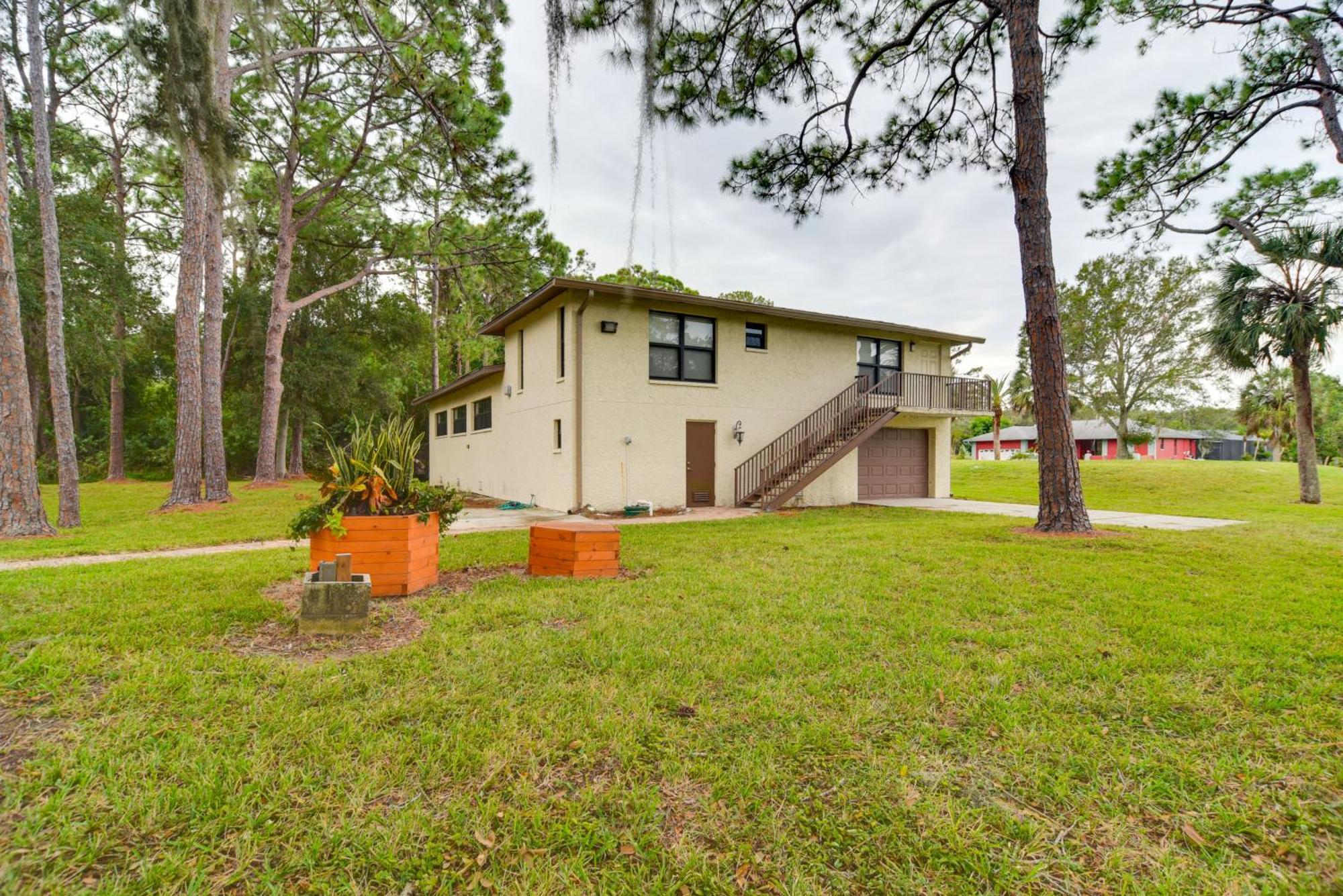 Sleek Largo Studio With Pond Less Than 7 Mi To Beach! 외부 사진